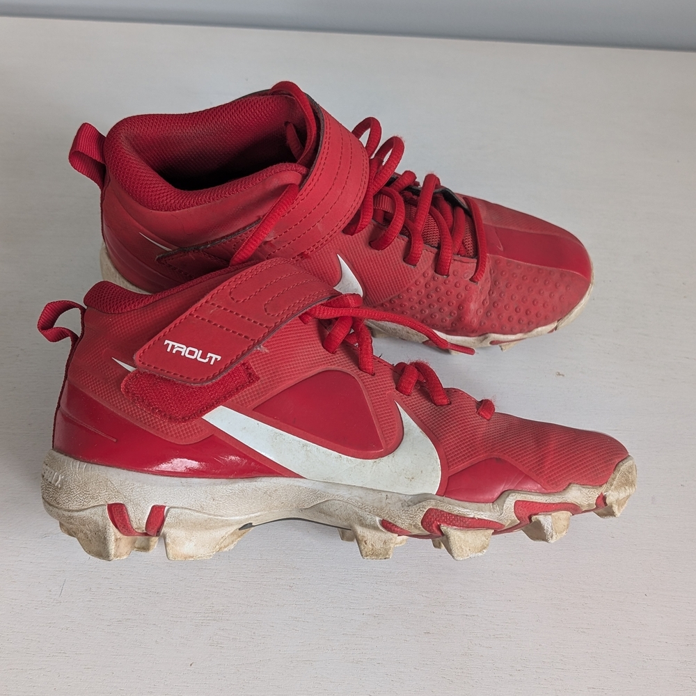 Nike Kids Red Baseball Cleats